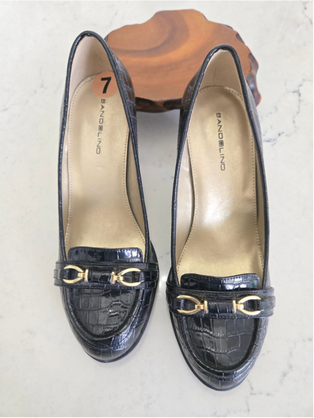 Bandolino Black Croc Embossed Patent Block Heeled Loafers Gold Horsebit Size 7 - Picture 2 of 8